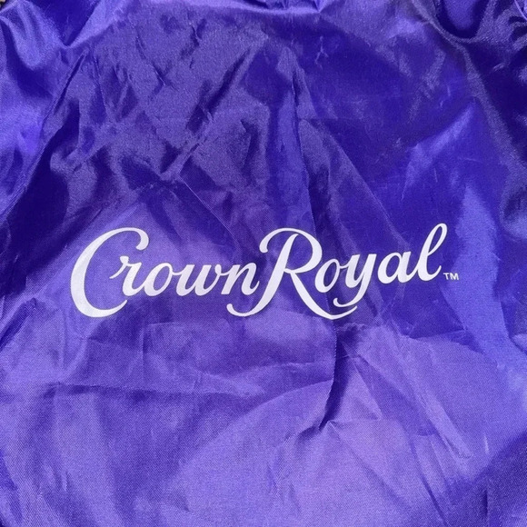 Crown Royal gray short sleeve t-shirt (med), 2 crown bags, 1 glass (4 PC BUNDLE) - Picture 14 of 16